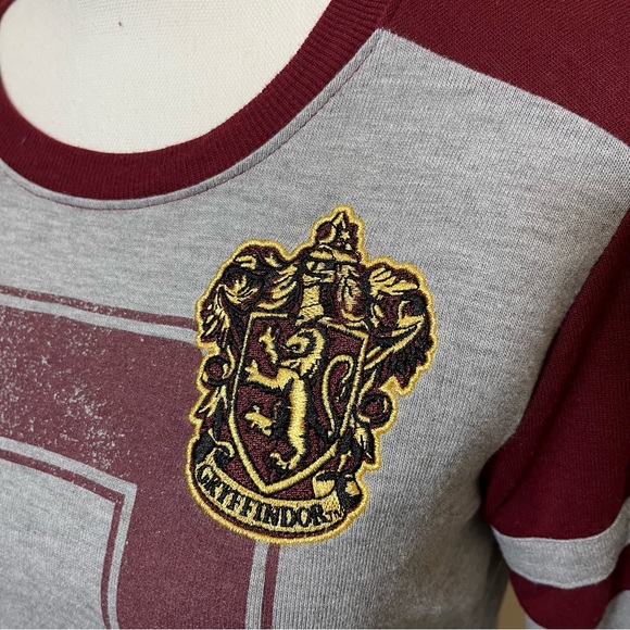 Harry Potter Gryffindor Long Sleeve T-Shirt - Picture 3 of 10